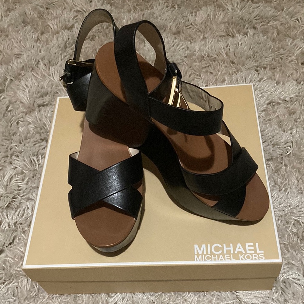 Michael Kors Peggy Wedge